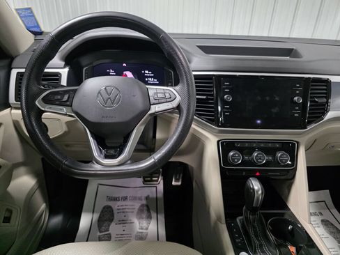 Used 2023 Volkswagen Atlas SEL Premium AWD/4WD image 8
