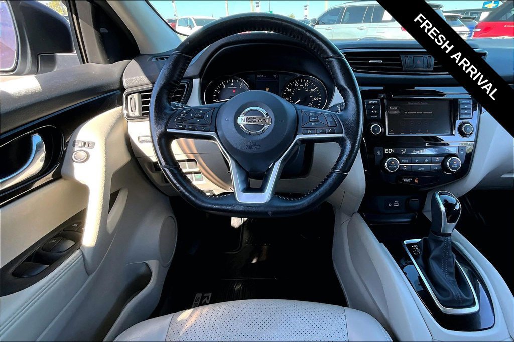 Used 2020 Nissan Rogue Sport SV w/ All-Weather Package FWD image 14