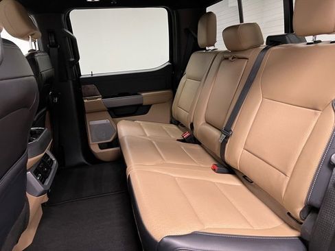 Used 2025 Ford F350 Lariat w/ Lariat Ultimate Package image 52