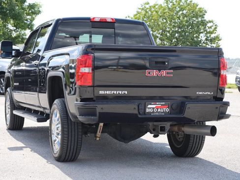 Used 2019 GMC Sierra 2500 Denali w/ Duramax Plus Package image 11