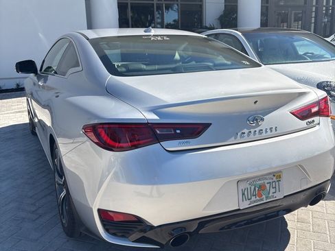 Used 2019 INFINITI Q60 3.0t Luxe w/ Essential Package image 5