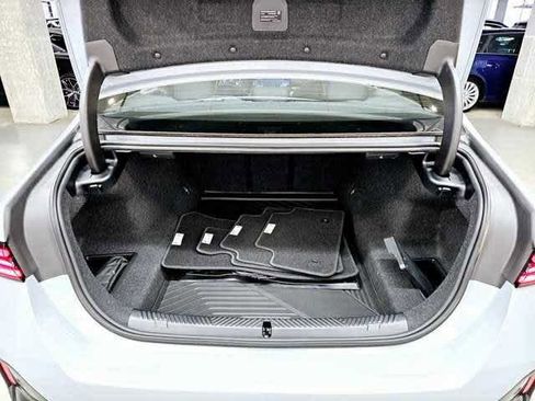 Used 2025 BMW 530i xDrive 530i xDrive w/ M Sport Package image 28