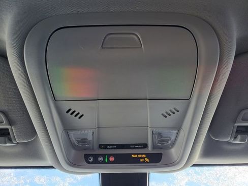 Certified 2024 Chevrolet Equinox LT w/ LPO, Floor Liner Package image 36