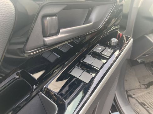 Used 2024 Toyota bZ4X XLE image 16