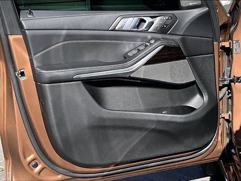 Used 2020 BMW X7 xDrive40i w/ Premium Package image 23