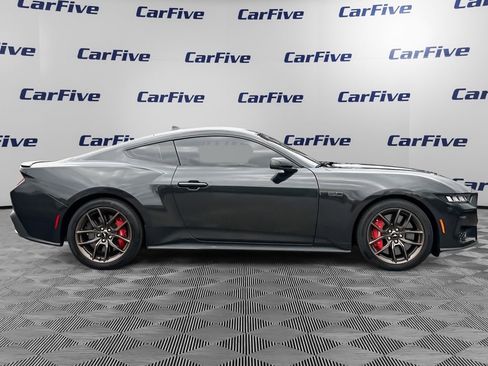 Used 2024 Ford Mustang GT Premium image 7
