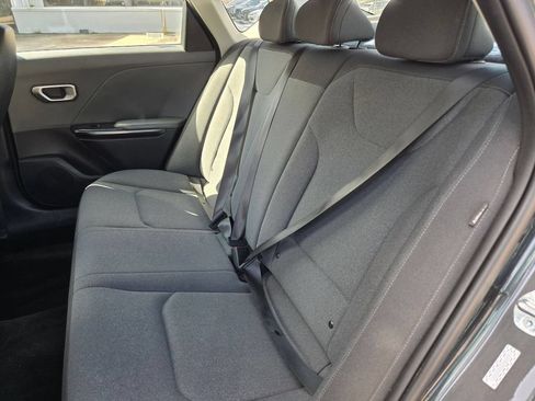 Used 2025 Kia K4 FWD image 27