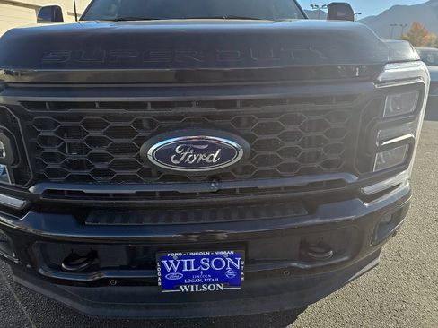 Used 2023 Ford F350 Lariat w/ Sport Appearance Package AWD/4WD image 33