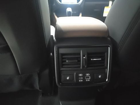 New 2025 Subaru Forester Touring w/ Protection Package AWD/4WD image 13