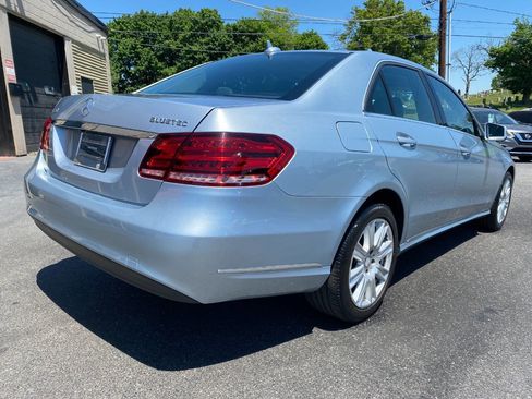 Used 2014 Mercedes-Benz E 250 BlueTEC 4MATIC Sedan w/ Premium 1 Package image 3