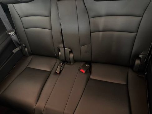 Used 2017 Honda Pilot Elite image 33