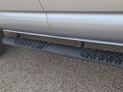 Used 2021 Toyota Tacoma Limited image 12