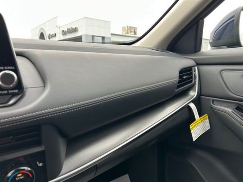 New 2026 Nissan Rogue SV image 36