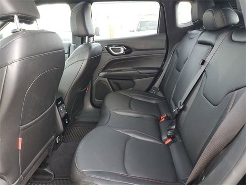 Used 2024 Jeep Compass Trailhawk w/ Trailhawk Elite Group image 25