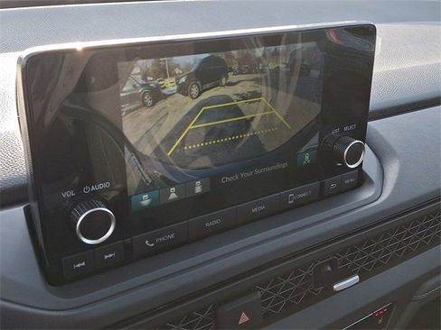 Certified 2025 Honda Accord SE image 18