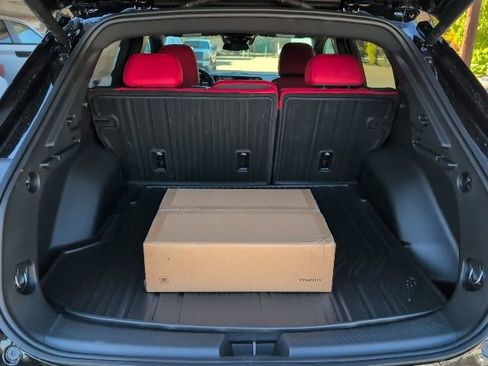 New 2026 Chevrolet Equinox EV RS image 10