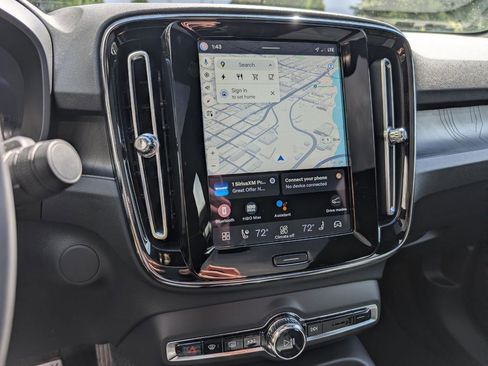 Used 2023 Volvo C40 P8 Recharge Ultimate w/ Protection Package Premier image 21