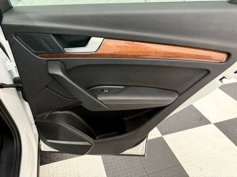 Used 2023 Audi Q5 2.0T Premium Plus image 26