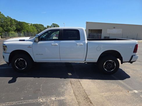Used 2025 RAM 2500 Lone Star AWD/4WD image 3