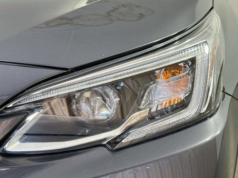 Used 2022 Subaru Outback Limited AWD/4WD image 39