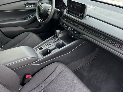 Certified 2024 Honda Accord EX image 17