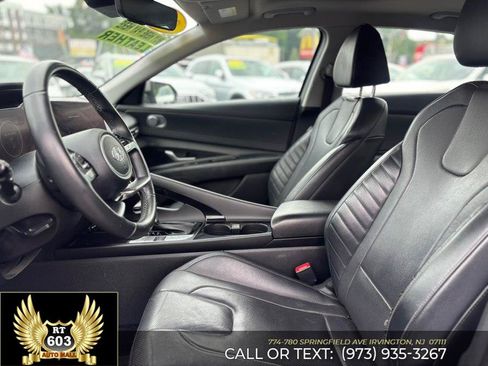 Used 2021 Hyundai Elantra Limited FWD image 22