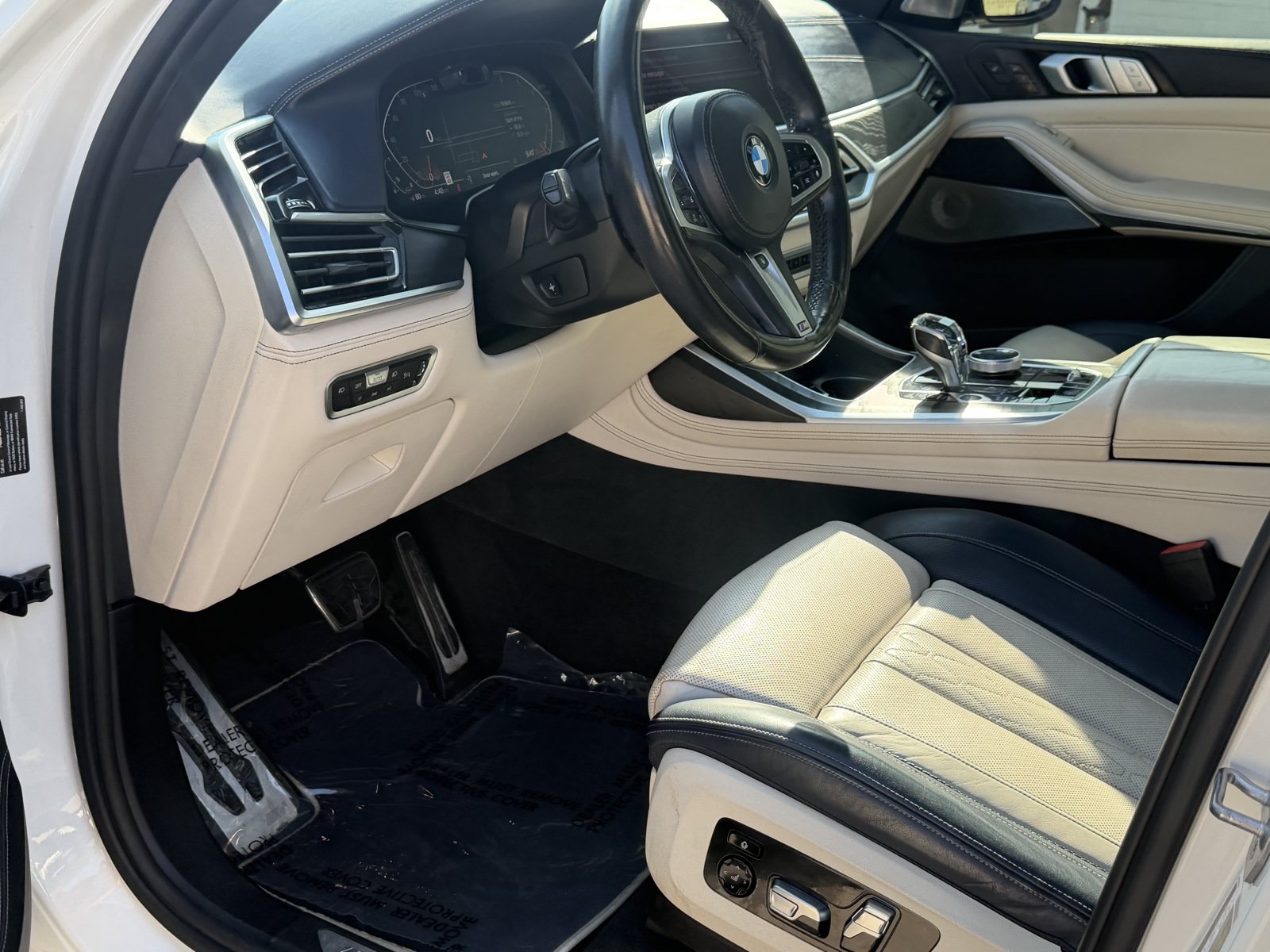 Used 2019 BMW X7 xDrive50i w/ Dynamic Handling Package AWD/4WD image 19