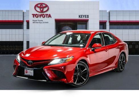 Certified 2019 Toyota Camry XSE image 1