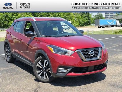 Used 2020 Nissan Kicks SR FWD image 1