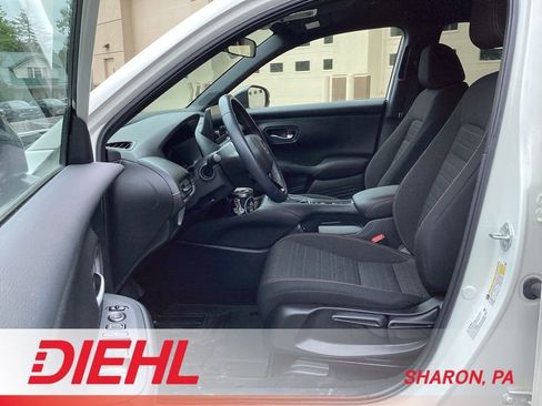 Used 2025 Honda HR-V Sport image 10
