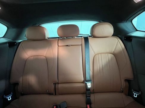 Used 2022 Maserati Levante GT image 22