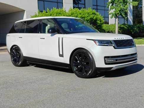 Used 2022 Land Rover Range Rover Long Wheelbase SE AWD/4WD image 47