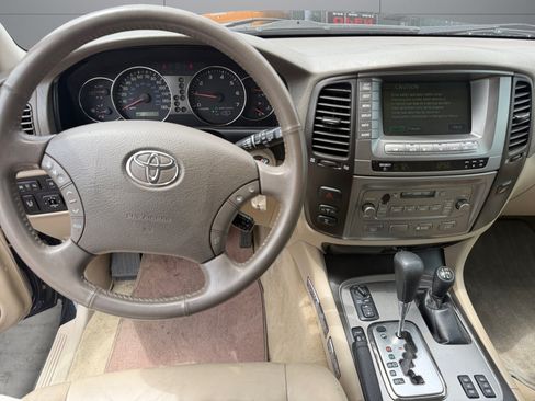 Used 2007 Toyota Land Cruiser AWD/4WD image 12