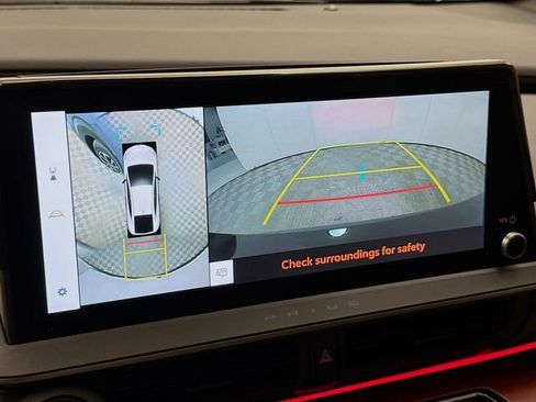 Used 2024 Toyota Prius Prime Premium w/ Advanced Technology Package image 14