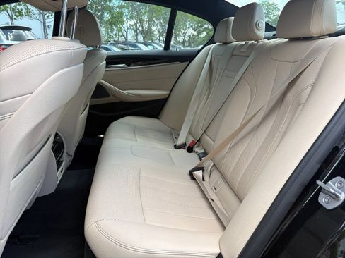 Used 2023 BMW 530e w/ Premium Package RWD image 14