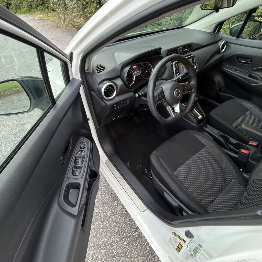 Used 2020 Nissan Versa S FWD image 8