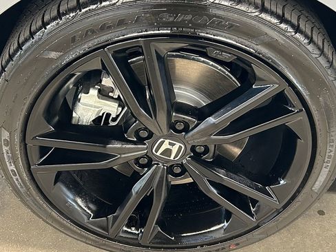 Used 2026 Honda Civic Si image 9