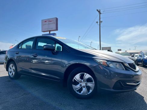 Used 2014 Honda Civic LX image 2