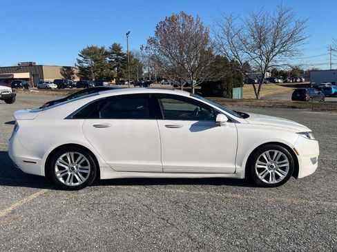 Used 2016 Lincoln MKZ AWD w/ Equipment Group 300A Reserve image 6