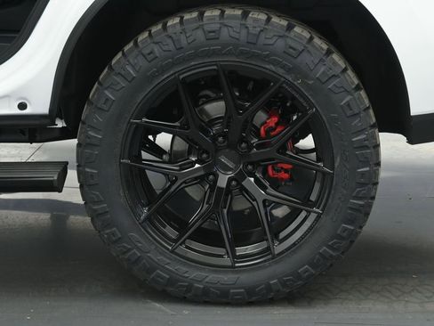 New 2025 Ford Expedition Platinum w/ Stealth Performance Package image 22