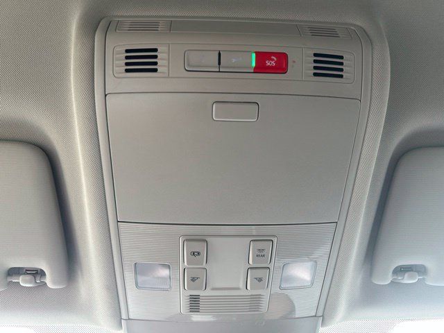 Used 2023 Volkswagen Taos SE FWD image 31