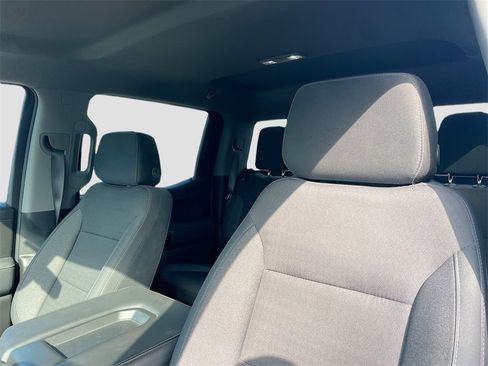 Used 2020 GMC Sierra 1500 SLE w/ SLE Value Package image 12