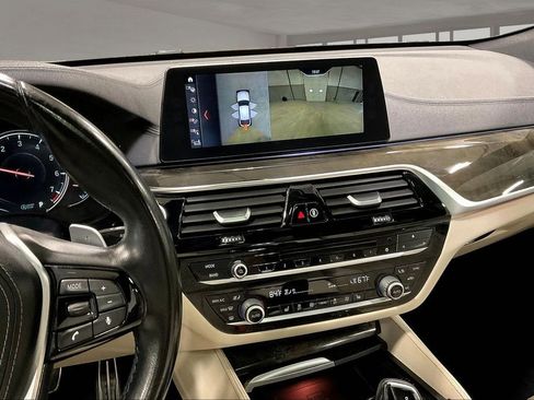 Used 2018 BMW 640i Gran Turismo xDrive AWD/4WD image 9