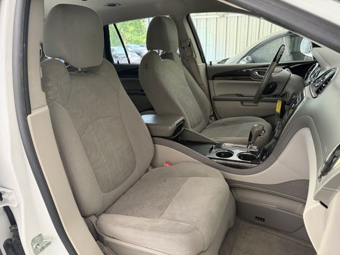 Used 2017 Buick Enclave Convenience FWD image 32
