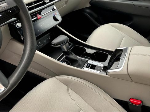 Certified 2026 Hyundai Tucson SEL FWD image 18