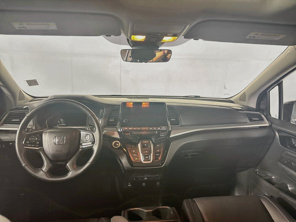Used 2021 Honda Odyssey Touring image 12