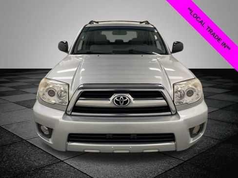 Used 2008 Toyota 4Runner SR5 image 2