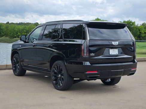 New 2026 Cadillac Escalade Platinum Sport w/ LPO, ONYX Package AWD/4WD image 3
