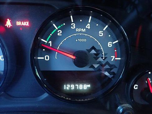 Used 2017 Jeep Wrangler Unlimited Sahara AWD/4WD image 22