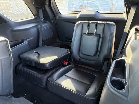 Used 2016 Ford Explorer Limited image 13